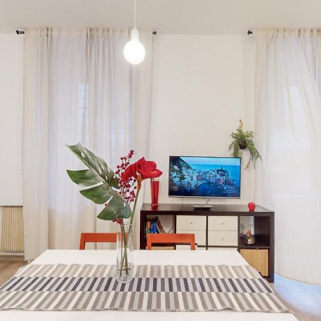 New Japan Trastevere Apartment Рим Екстер'єр фото